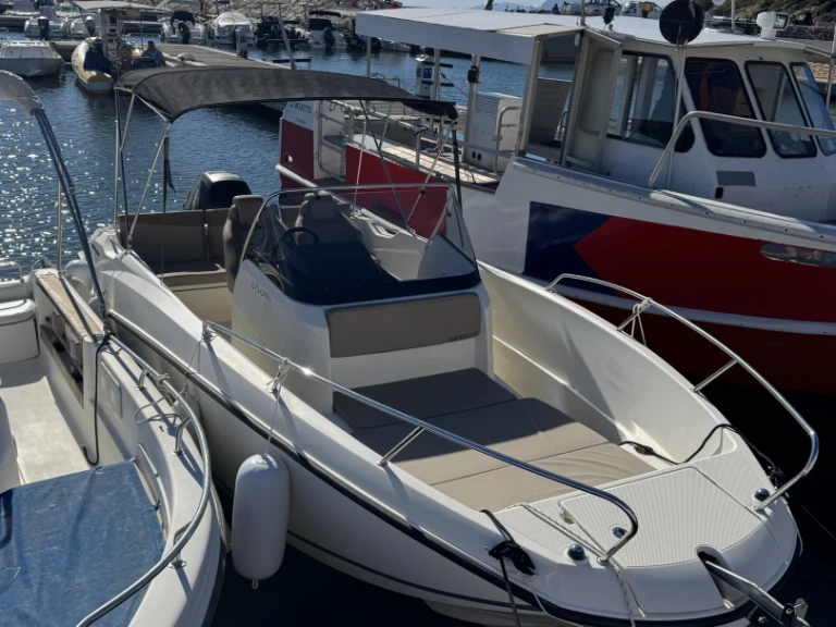 Bootverhuur Six-Fours-les-Plages goedkoop Quicksilver 675 Open Activ