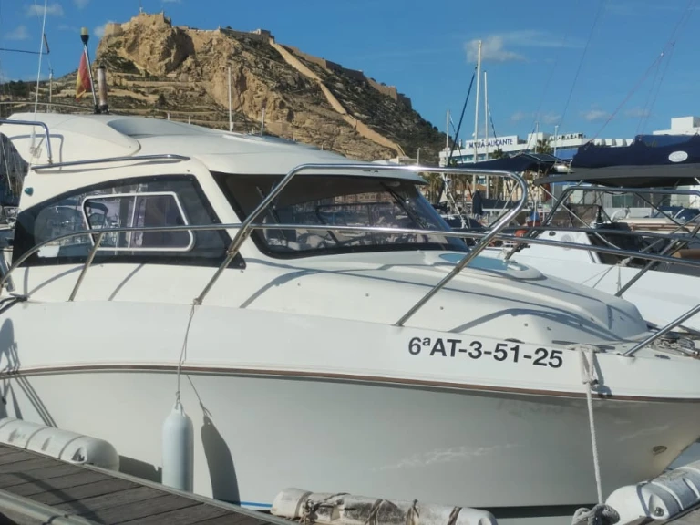 Huur Motorboot met of zonder schipper Quicksilver in Alicante