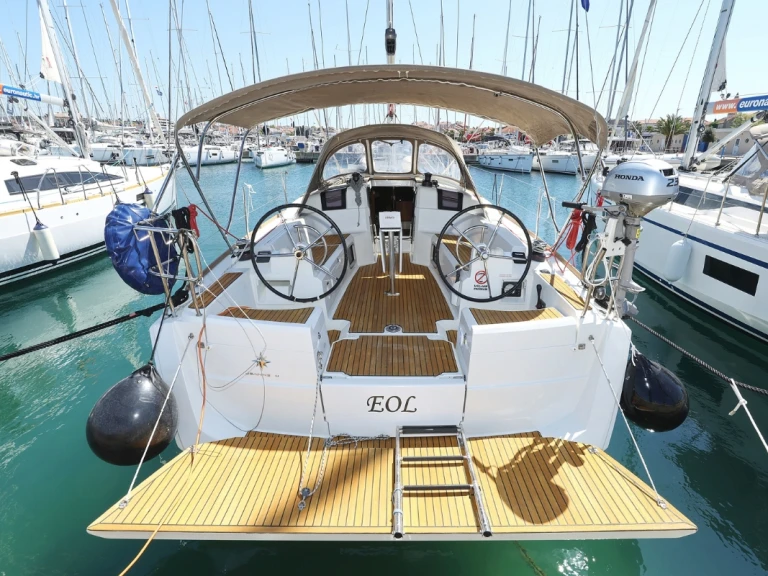 Verhuur Zeilboot Jeanneau met vaarbewijs