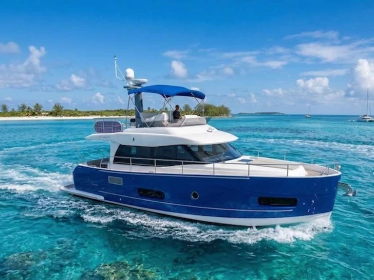 Huur Jacht met of zonder schipper Azimut in Miami