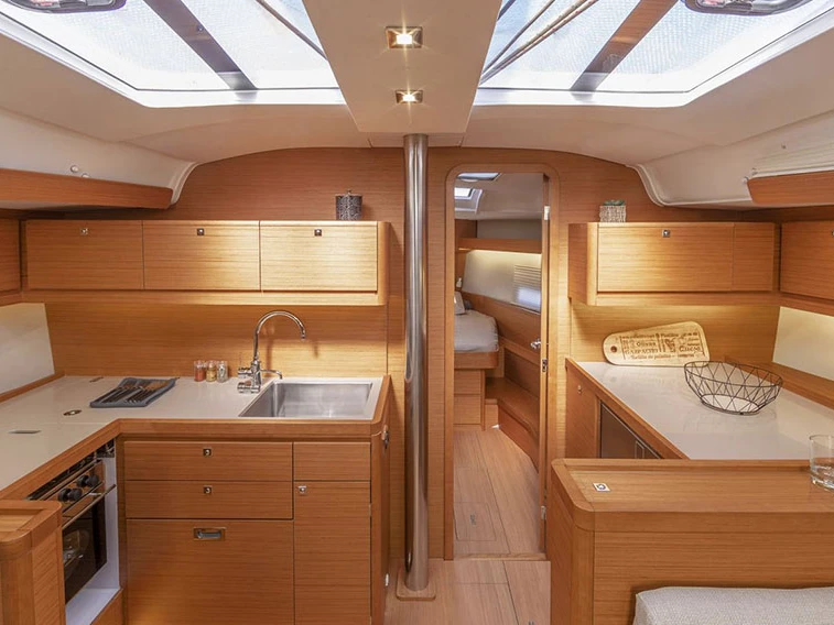 Bootverhuur Dufour Dufour 430 Grand Large in Paros (Eiland) via SamBoat
