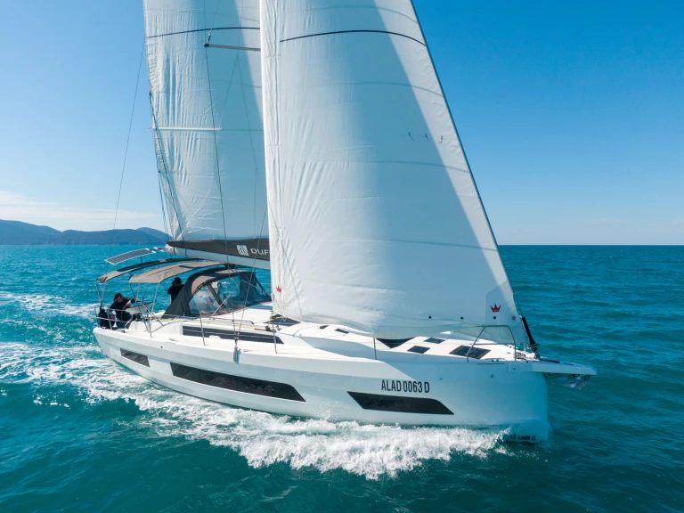Bootverhuur Piombino goedkoop Dufour 41