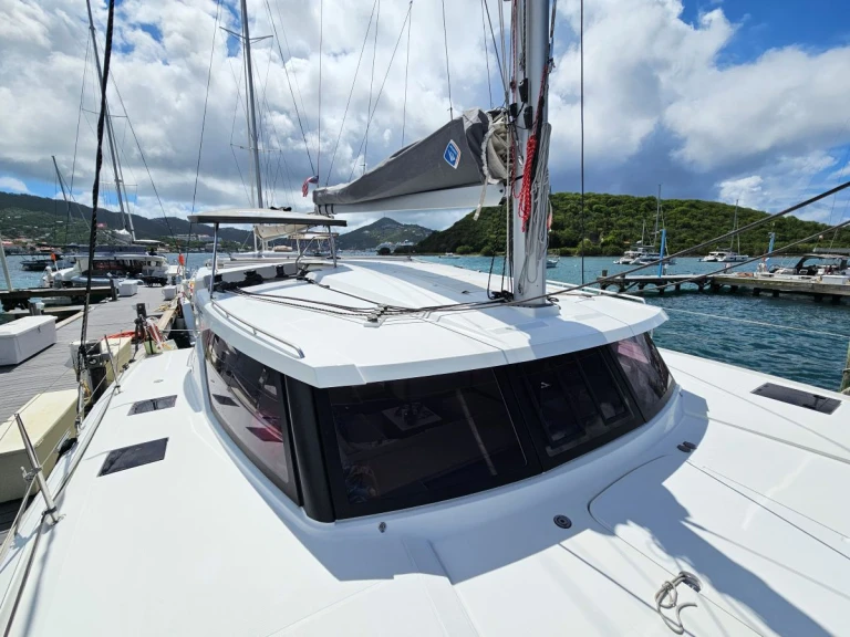 Bootverhuur Fountaine Pajot Isla 40 in Frenchtown via SamBoat