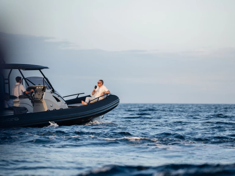 Verhuur RIB in Il-Kalkara - Grand Boats Golden Line G850LF