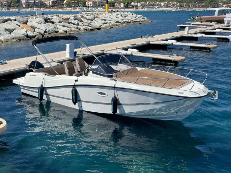Jachthuur in Marina (City) - Quicksilver Activ 755 Sundeck via SamBoat