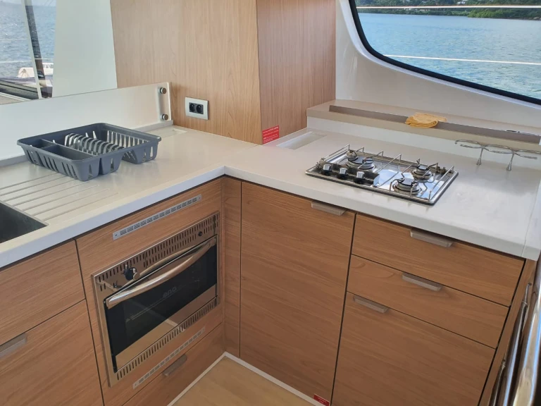 Huur Catamaran met of zonder schipper BALI 4.6 5 CABINES NUM 4 in Le Marin