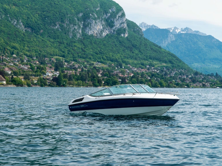 Verhuur Motorboot Chaparral met vaarbewijs