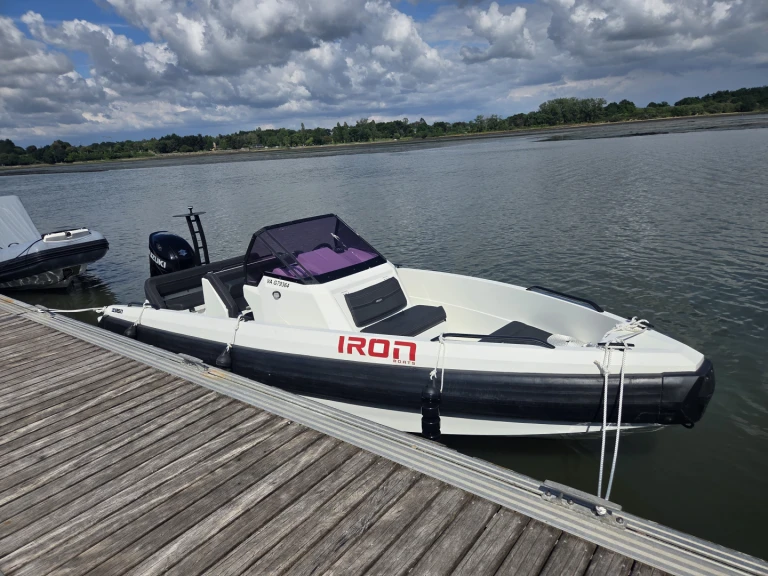 Verhuur Motorboot IRON BOATS  met vaarbewijs