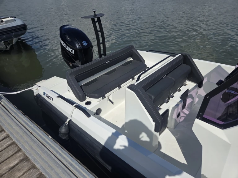 Motorboot te huur in Vannes voor de beste prijs