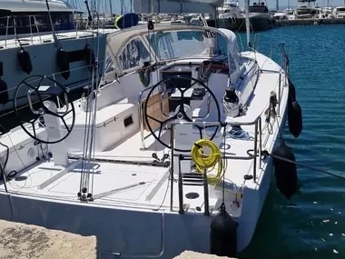 Bootverhuur Bénéteau First 36 in Piraeus via SamBoat