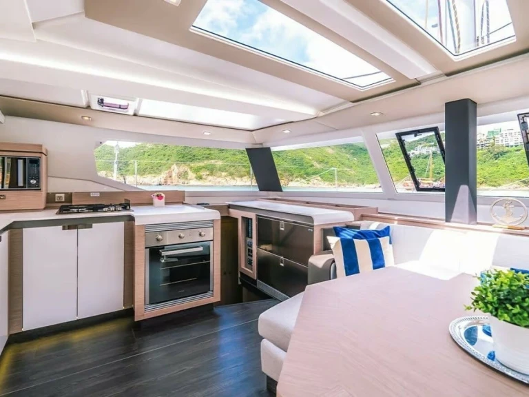 Bootverhuur Fountaine Pajot Tanna 47 in Ribishi via SamBoat