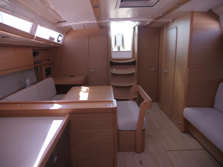 Verhuur Zeilboot Dufour met vaarbewijs