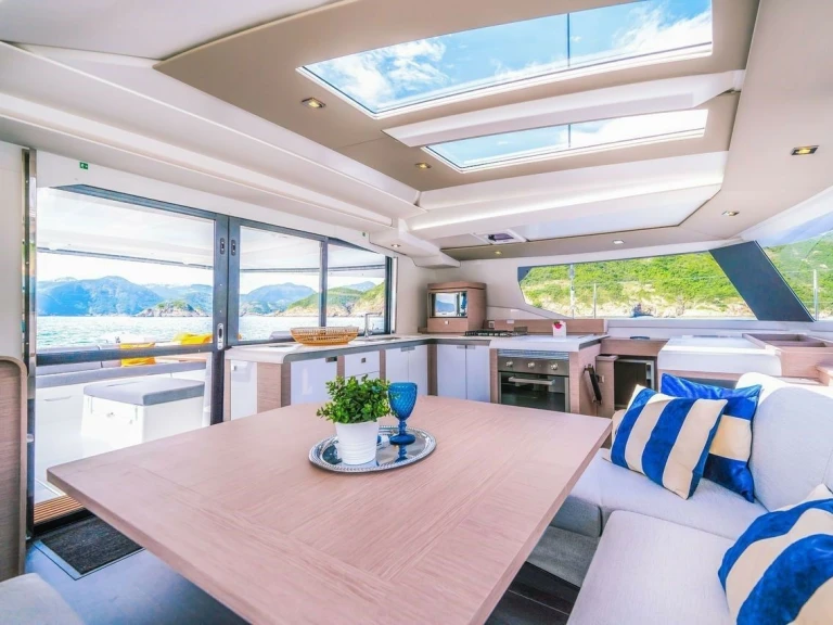 Verhuur Catamaran in Bas du Fort - Fountaine Pajot Tanna 47