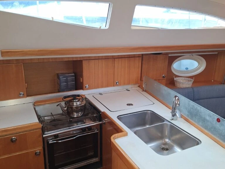 Elan Elan 38 te huur van particulier of professional in Préveza