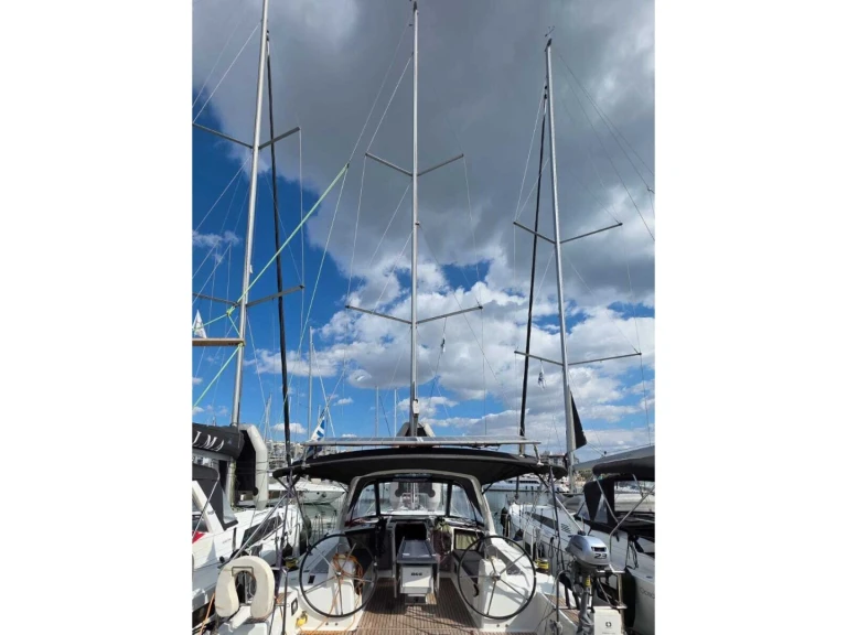 Bénéteau Oceanis 41.1 te huur van particulier of professional in Gouviá