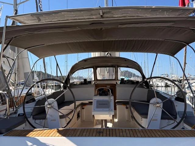 Verhuur Zeilboot in Göcek - Bavaria Cruiser 46