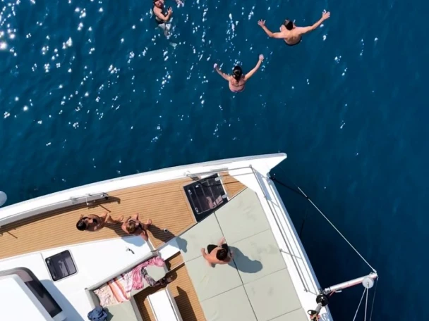 Huur een Bali Bali 5.4 in Kaštel Gomilica