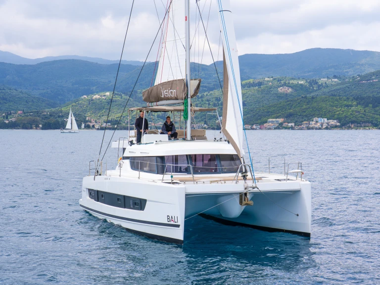 Verhuur Catamaran Bali met vaarbewijs