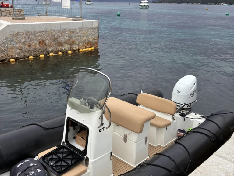 Bootverhuur Bombard Sunrider 650 in La Napoule via SamBoat
