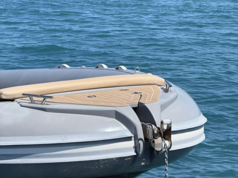 Bootverhuur Salpa Salpa Soleil 28 in Antibes via SamBoat