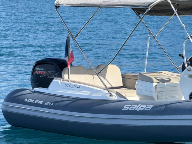 Bootverhuur Salpa Salpa Soleil 20 in Antibes via SamBoat