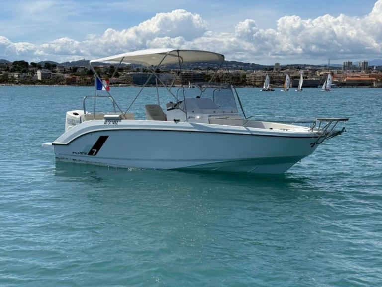 Huur een Bénéteau Flyer 7 SPACEdeck in Antibes