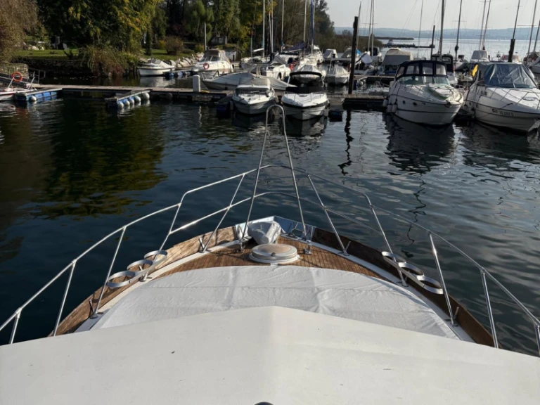 Bootverhuur Angera goedkoop Martinica 42 