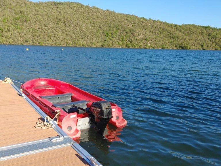 Bootverhuur la Baronia de Rialb goedkoop funyak secu 13