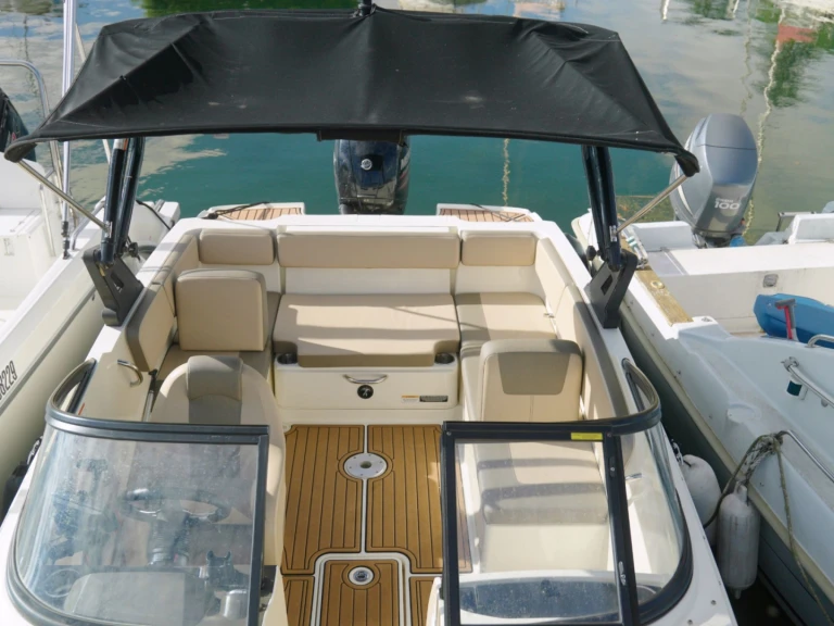 Verhuur Motorboot in Aix-les-Bains - Bayliner BAYLINER VR4