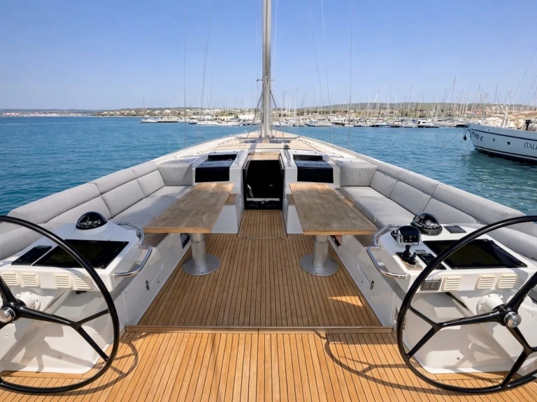 Huur Zeilboot met of zonder schipper Hanse in Golfo Aranci