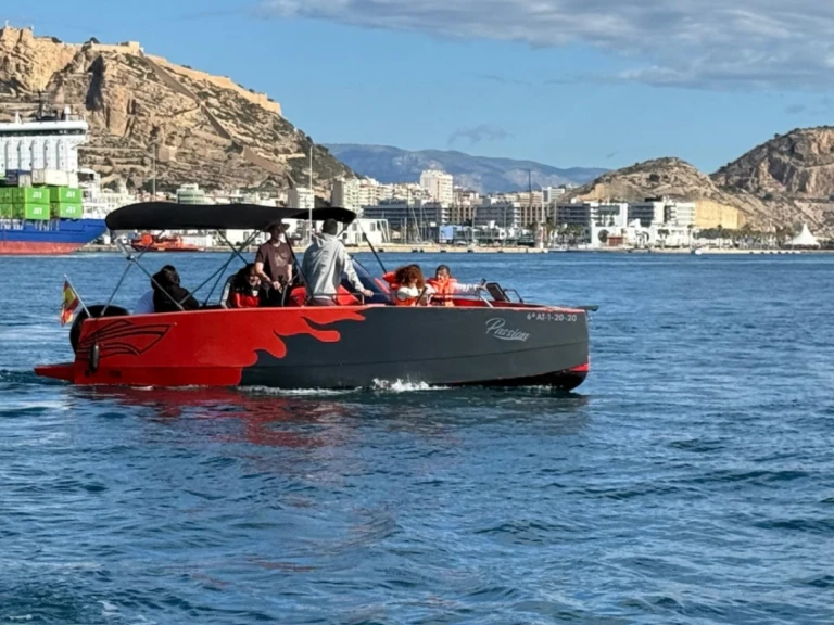 Huur een Nuva Nuva M6 Open in Alicante