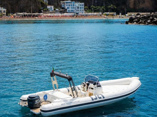 RIB te huur in Torre Annunziata voor de beste prijs