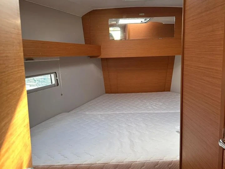 Bootverhuur Cagliari goedkoop Dufour 390 GL