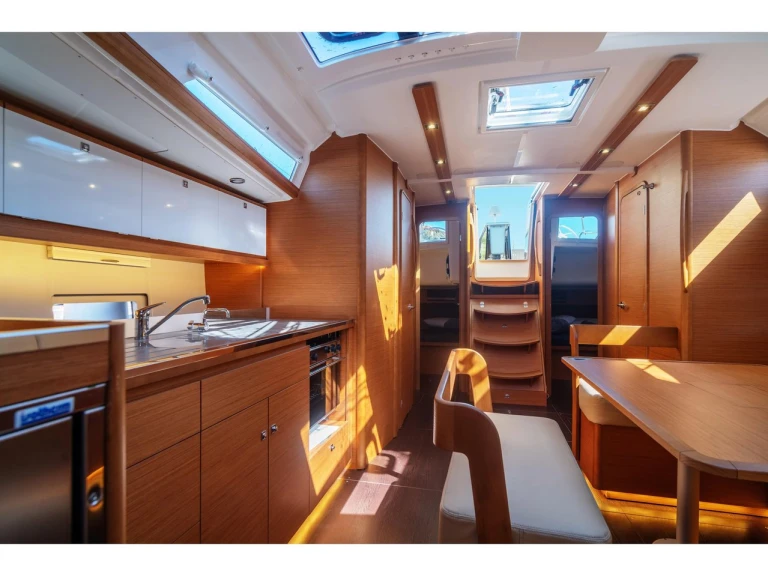 Bootverhuur Cagliari goedkoop Dufour 430 Grand Large