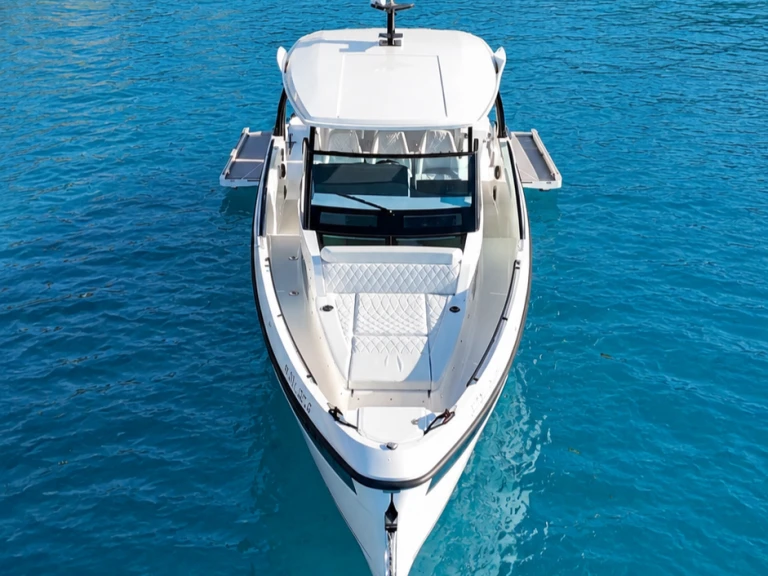 Motorboot te huur in Sant Antoni de Portmany voor de beste prijs