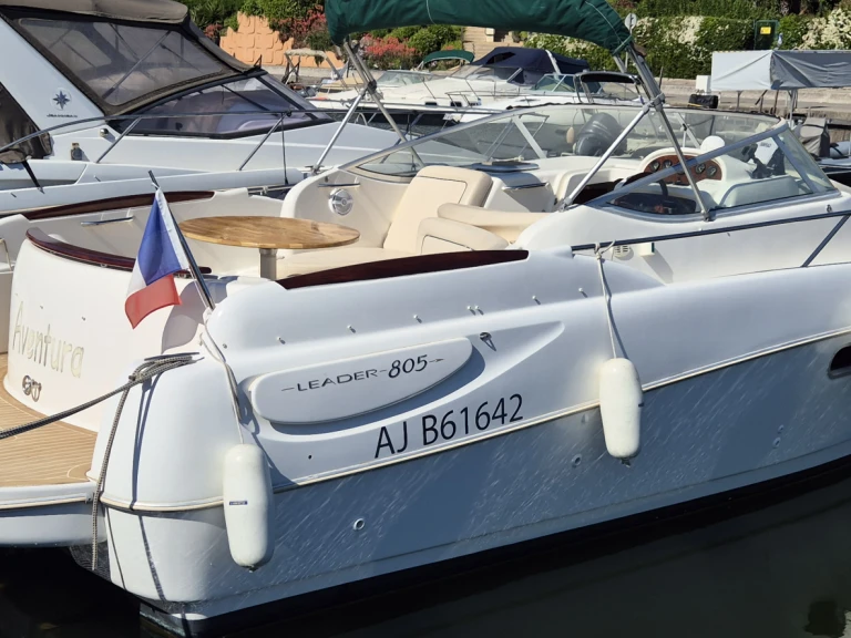 Huur Motorboot met of zonder schipper Jeanneau in Mandelieu-la-Napoule