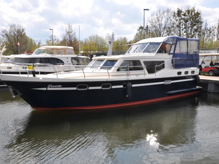 Verhuur Woonboot Pedro met vaarbewijs