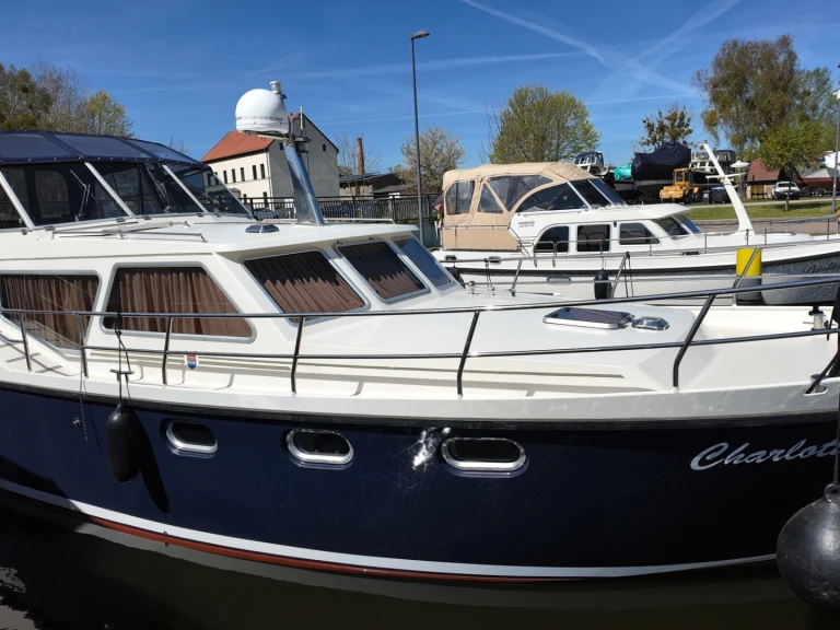 Pedro Solano 38 "Charlotte" te huur van particulier of professional in Zehdenick