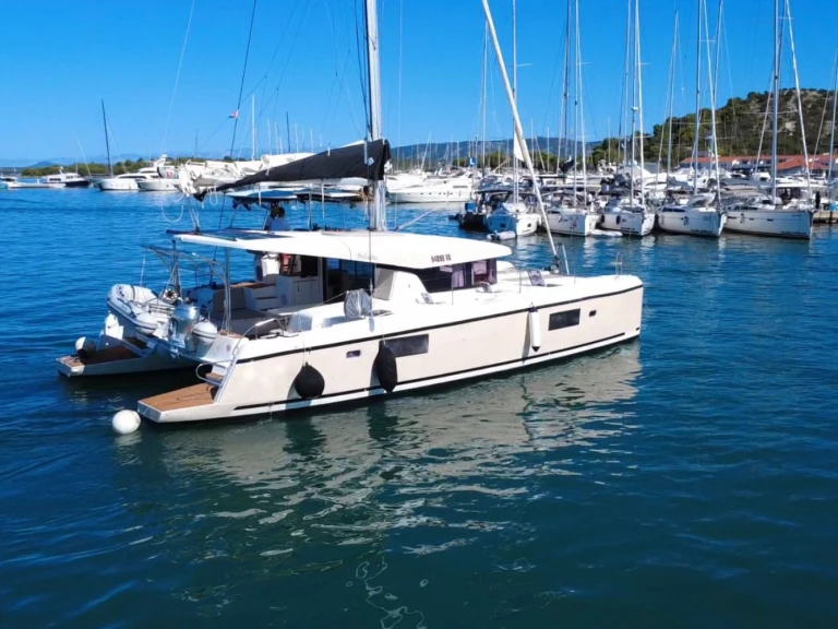 Verhuur Catamaran in Šibenik - Lagoon Lagoon 42
