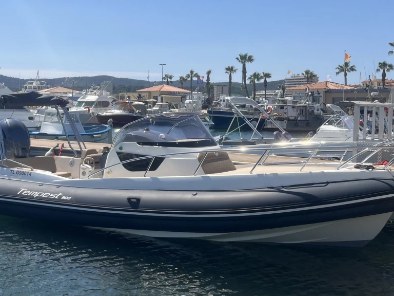 Jachthuur in Le Lavandou - Capelli Tempest 900 WA via SamBoat