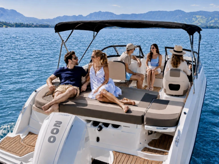 Verhuur Motorboot Bayliner met vaarbewijs