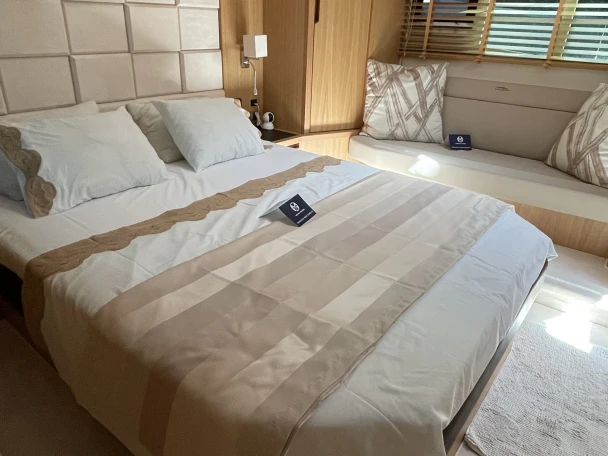 Huur een Galeon GALEON 485 HTS in Athene