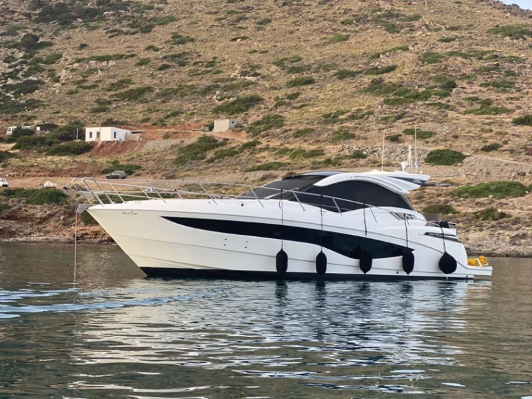 Motorboot te huur in Athene voor de beste prijs