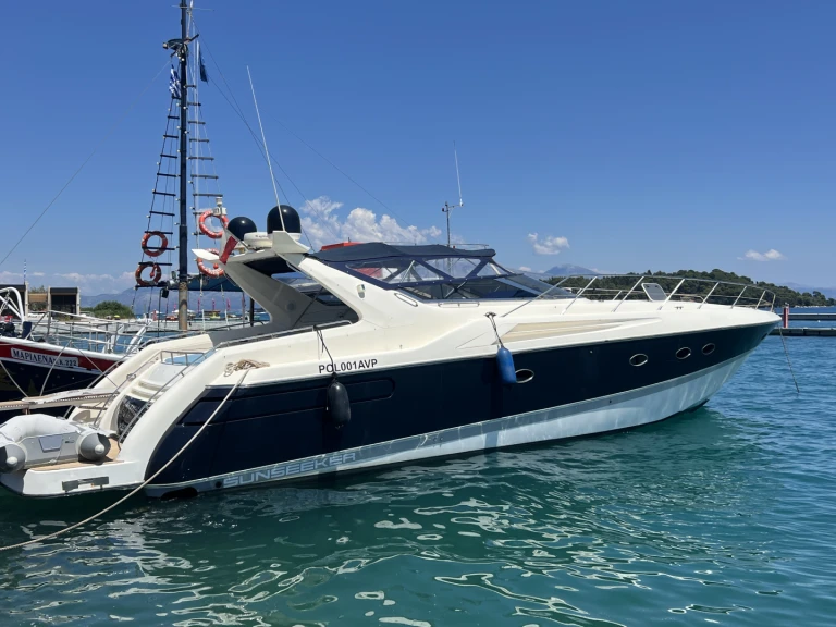 Huur een Sunseeker Camargue 55 in Nydri