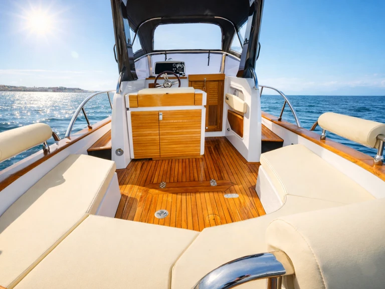 Motorboot te huur in Positano voor de beste prijs