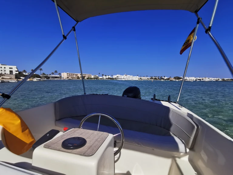 Huur een MARRIOM 500 CLASSICS in La Savina
