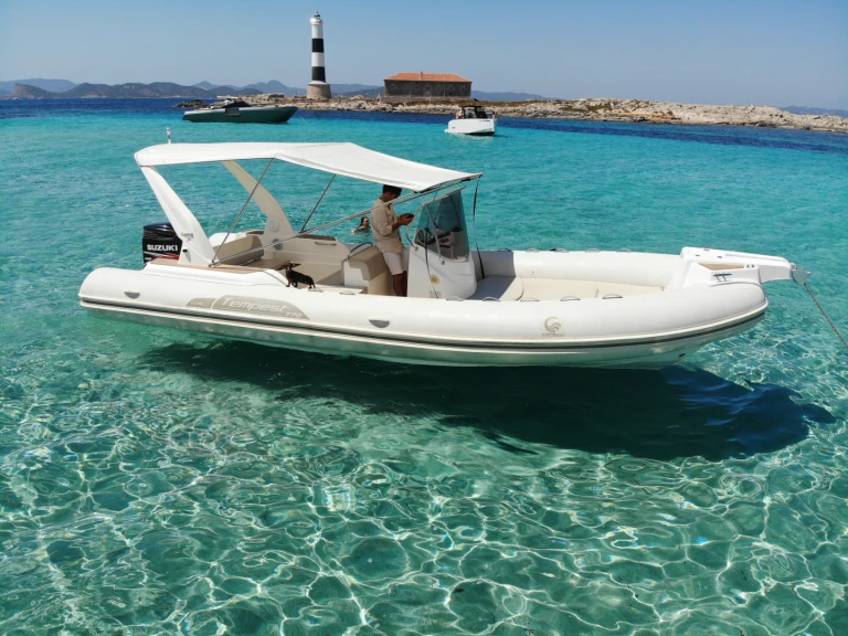 Bootverhuur Portocolom goedkoop Tempest 770 S