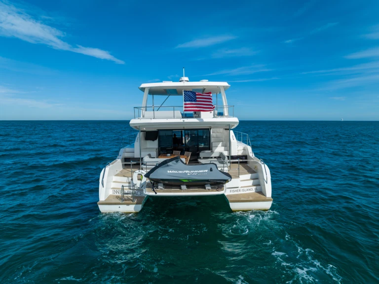 Verhuur Catamaran Leopard met vaarbewijs