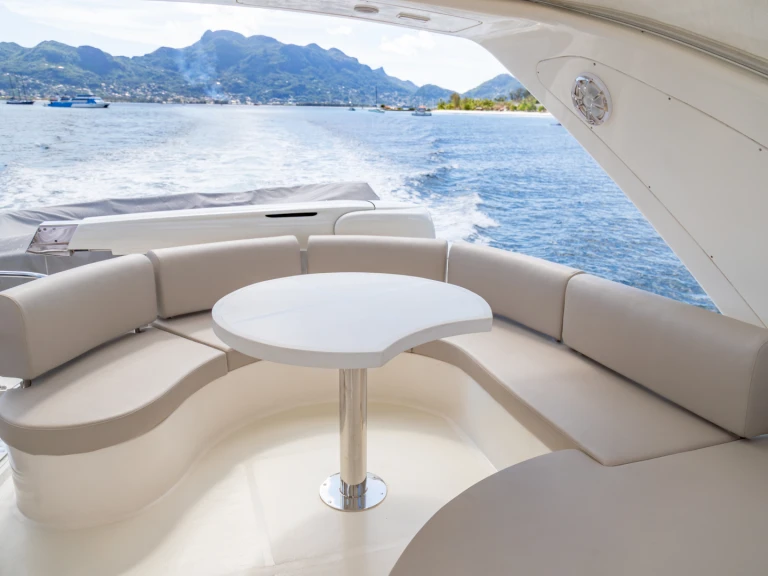 Jachthuur in Mahé - Azimut Azimut 68 via SamBoat