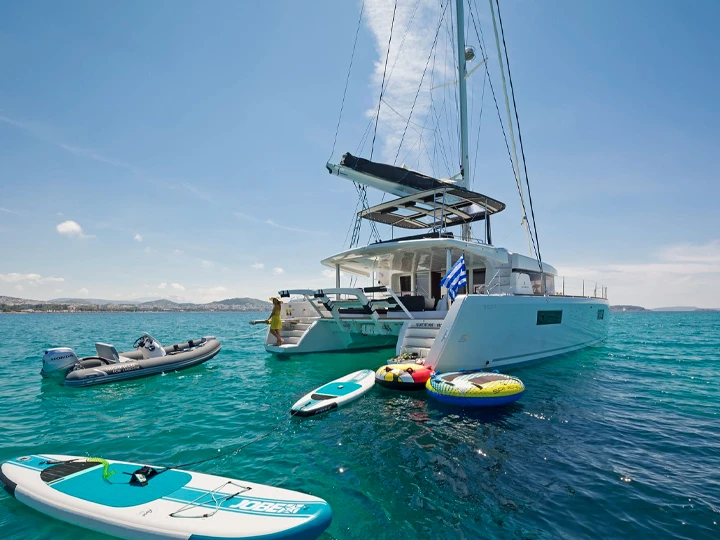 Verhuur Catamaran in Athene - Lagoon Lagoon 52 F